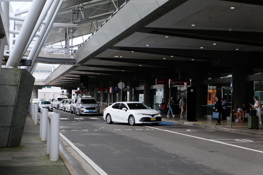Taxi 2 Sydney Airport